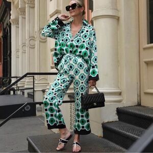 Zara Set Geometric Print Matching 2 Piece Shirt Pants Size XS • BLOGGER FAVORITE